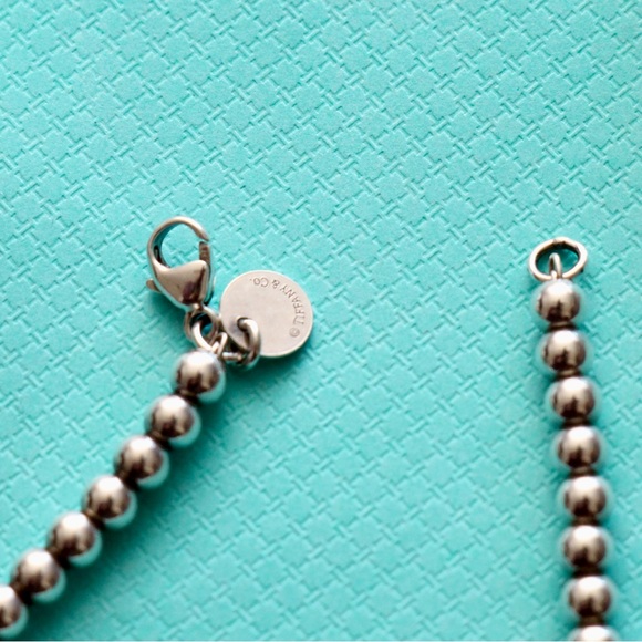 Tiffany & Co. Tiffany Blue Heart Tag Bead Bracelet 4mm Sterling Silver Medium - Picture 3 of 5